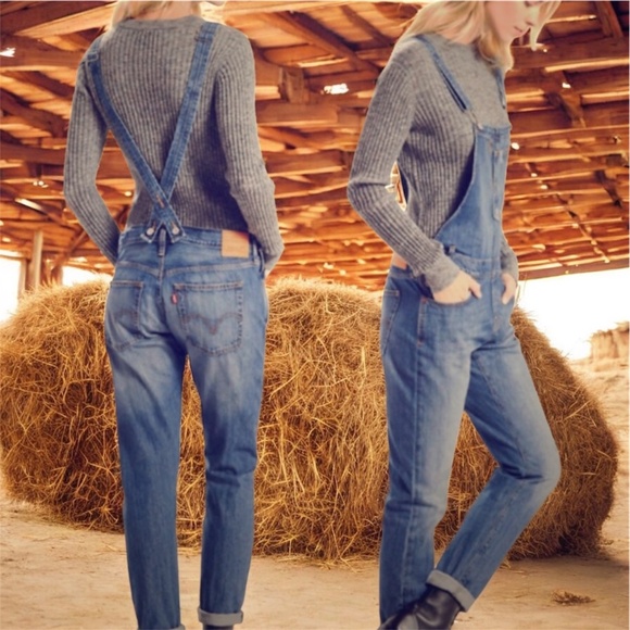 Levi's Classic Blue Women's Crisscross Overalls Size Small Heritage - Picture 1 of 10